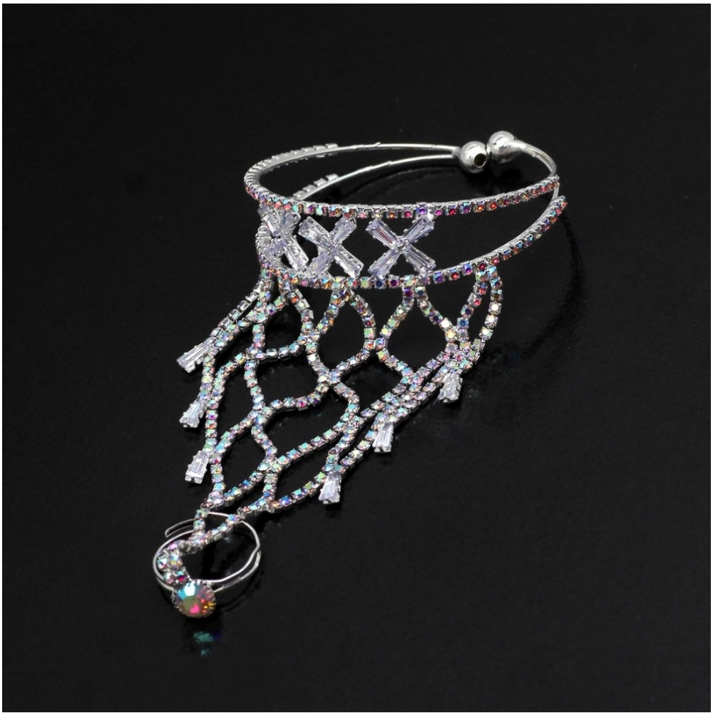 generic women's white color hathphool adjustable bracelet